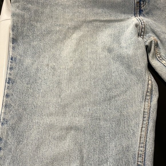 Vintage Levi's 550 16 Regular S Light Wash Relaxed Fit Tapered Leg Jeans - Picture 6 of 7